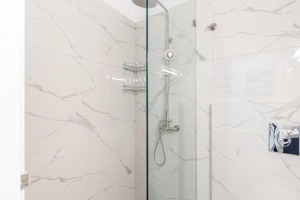 דירה A Newly Fully Renovated